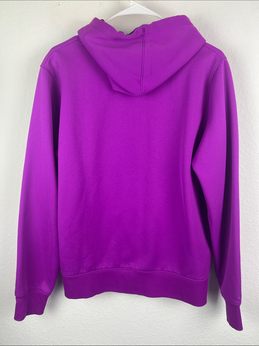 Under Armour Bright Purple Pullover Hoodie with Pink Trim Size XL - Picture 5 of 5
